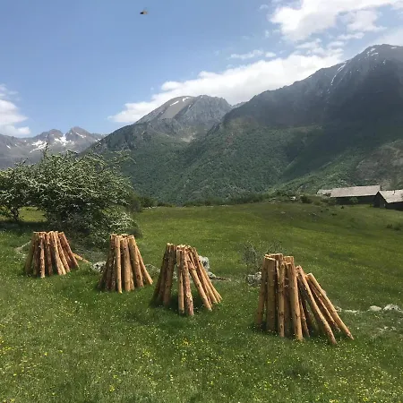 シャレー Acogedora Casita En El Pallars *
